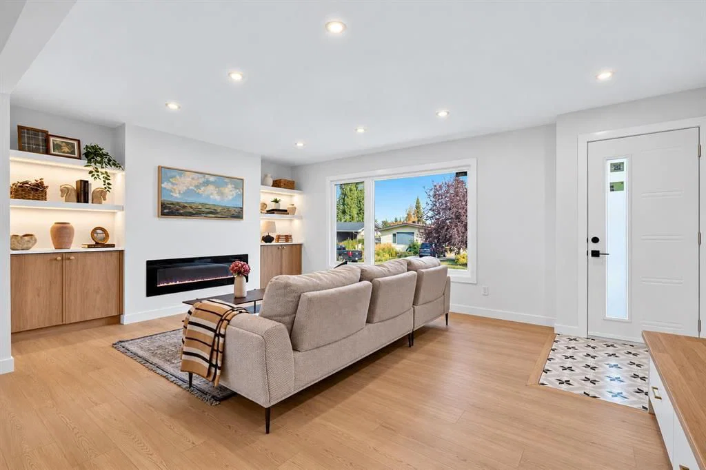 9843 5 Street SE, Calgary — main listing photo