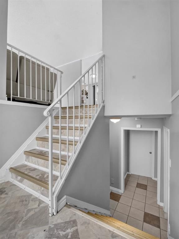 640 Maidstone Drive NE, Calgary — photo 3 of 42