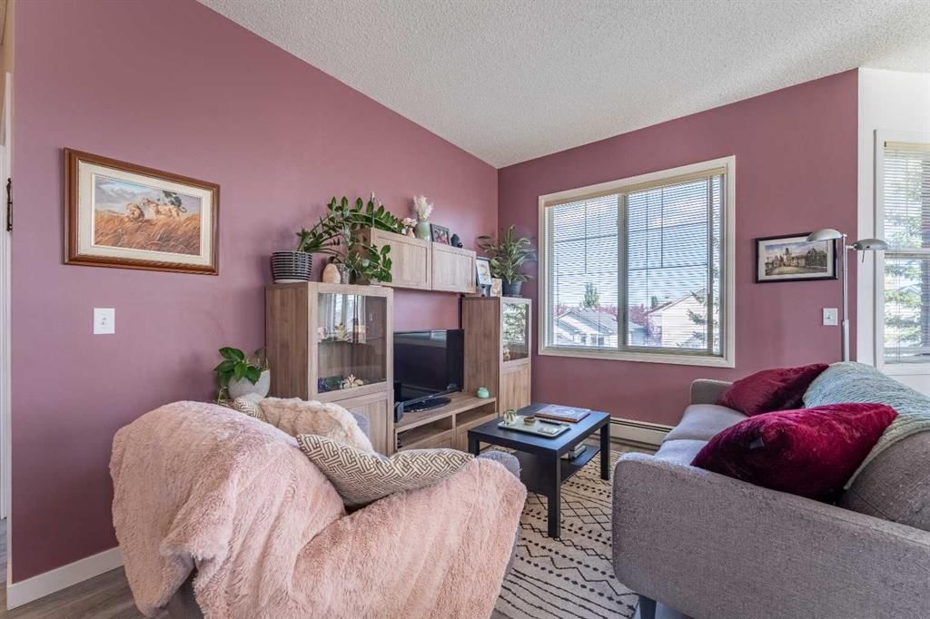227, 8 Prestwick Pond Terrace SE, Calgary — photo 4 of 34