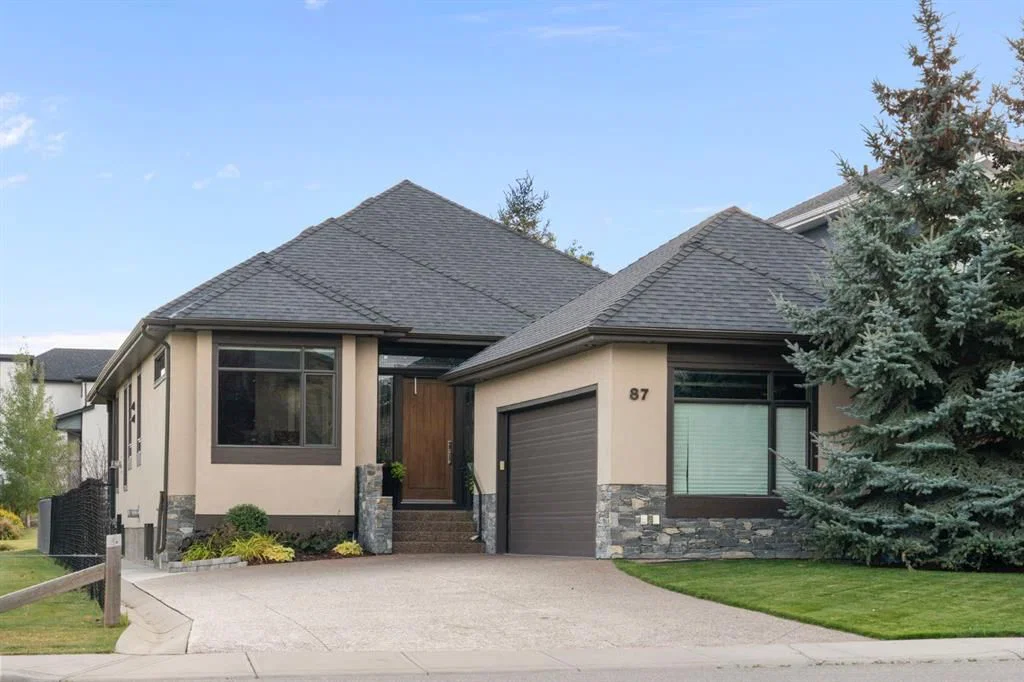87 Coulee Way SW, Calgary — detached for sale
