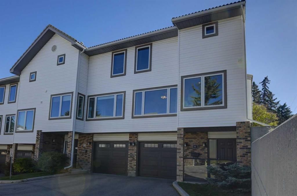 96 Coachway Gardens SW, Calgary — main listing photo
