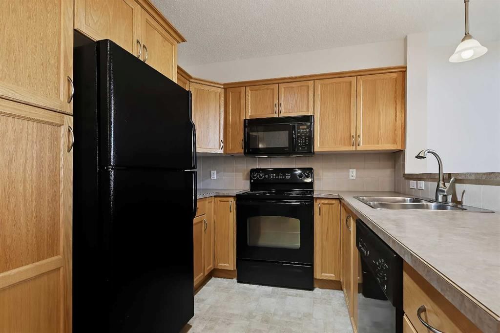 313, 380 Marina Drive, Chestermere — photo 5 of 32