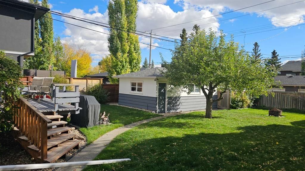 1905 32 Avenue SW, Calgary — photo 5 of 15