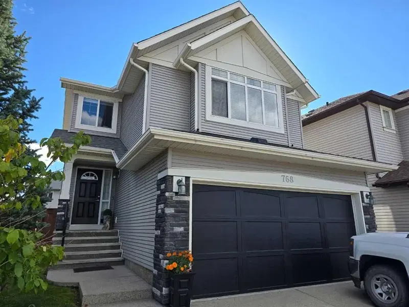 768 New Brighton Drive SE, Calgary — detached for sale