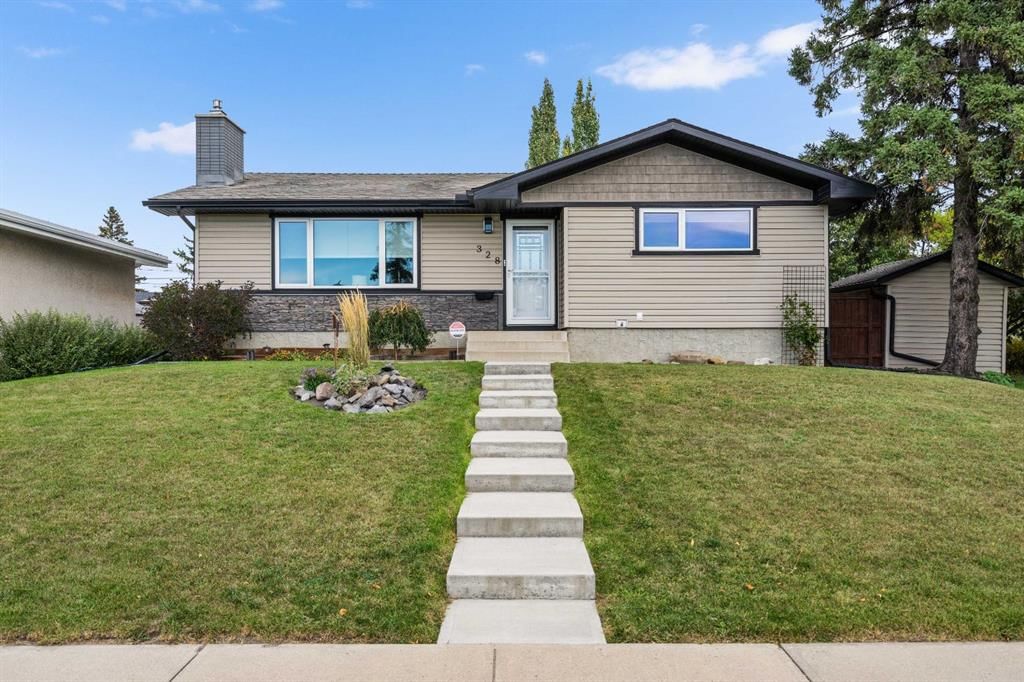 328 19 Street NE, Calgary — detached for sale