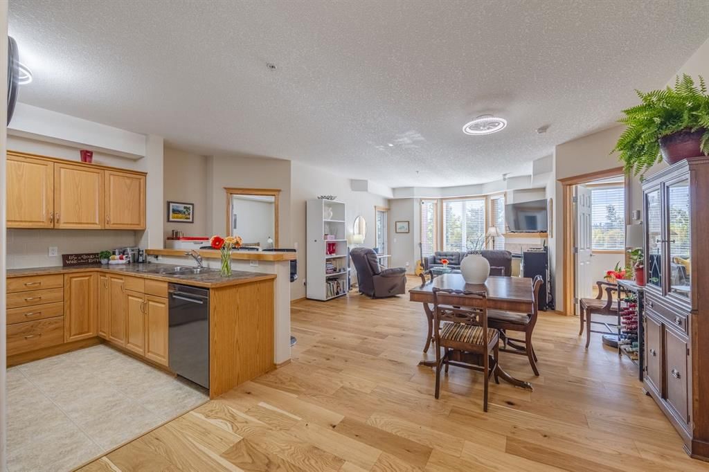 237, 15 Everstone Drive SW, Calgary — photo 4 of 36