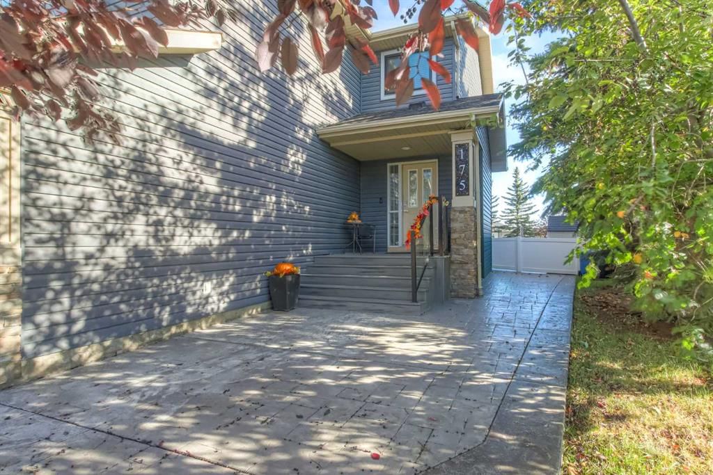 175 West Springs Close SW, Calgary — photo 3 of 49