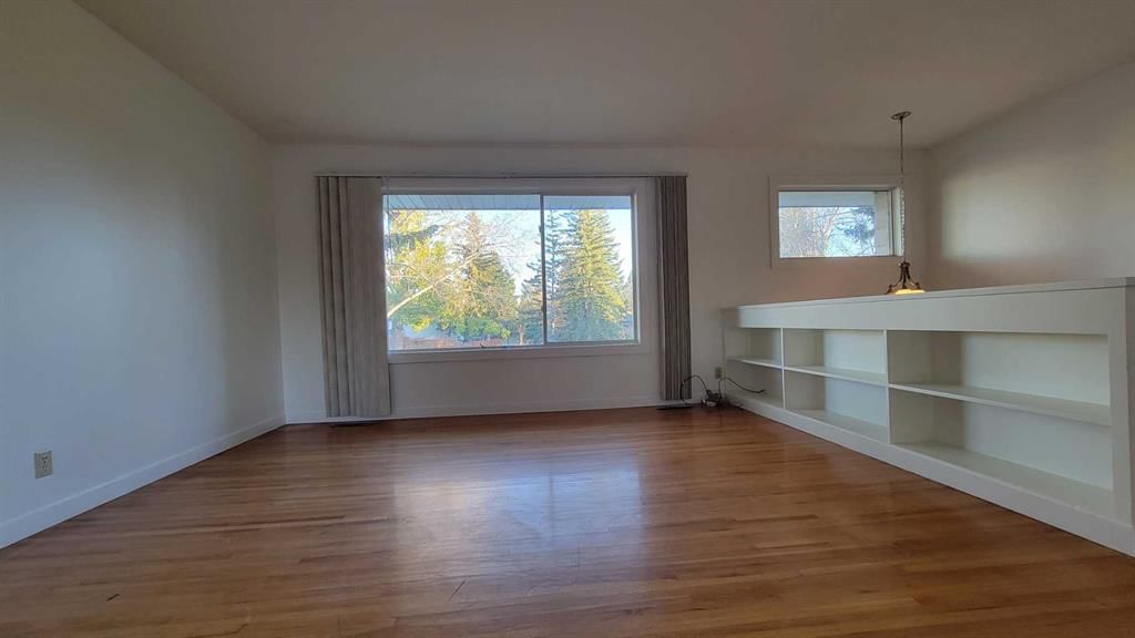 4815 Verona Drive NW, Calgary — photo 3 of 47