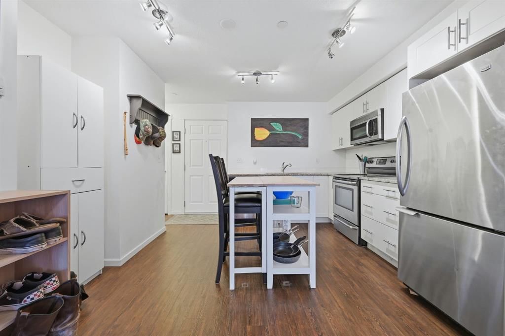 3315, 755 Copperpond Boulevard SE, Calgary — photo 5 of 23