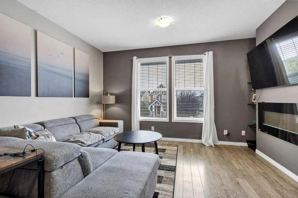 302, 280 Williamstown Close NW, Airdrie — photo 3 of 27