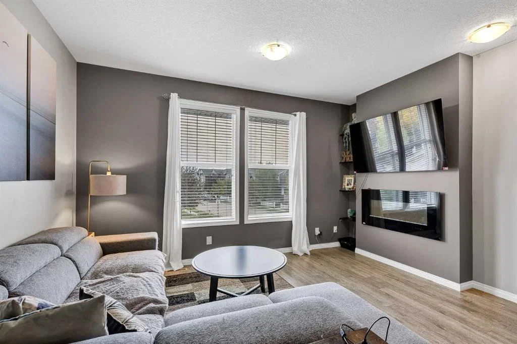 302, 280 Williamstown Close NW, Airdrie — photo 4 of 27