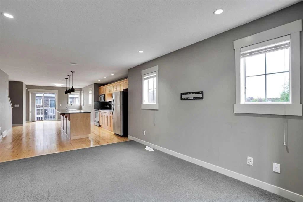 124 Lavender Link, Chestermere — photo 4 of 42