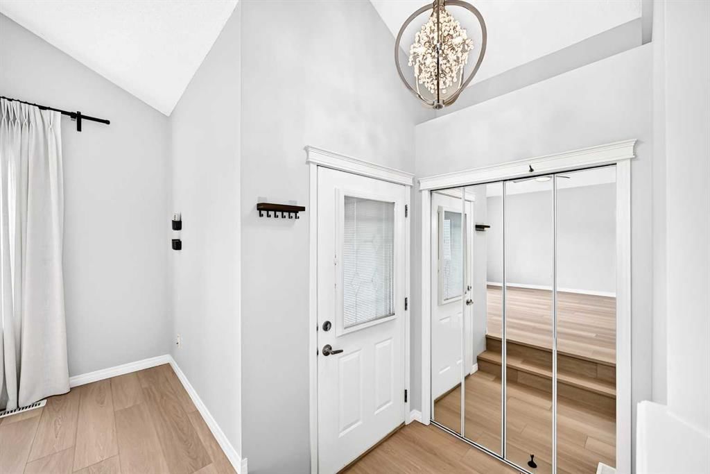 352 Copperfield Gardens SE, Calgary — photo 2 of 25