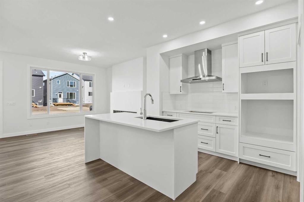 160 Snowberry Common SE, Calgary — photo 5 of 42