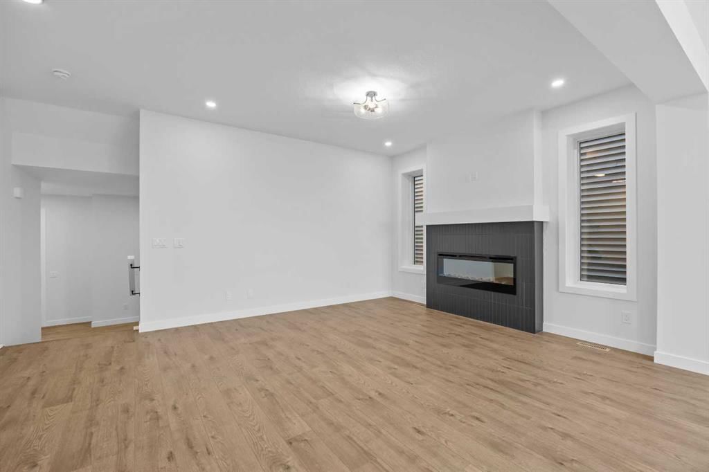 214 Sora Way SE, Calgary — photo 5 of 48
