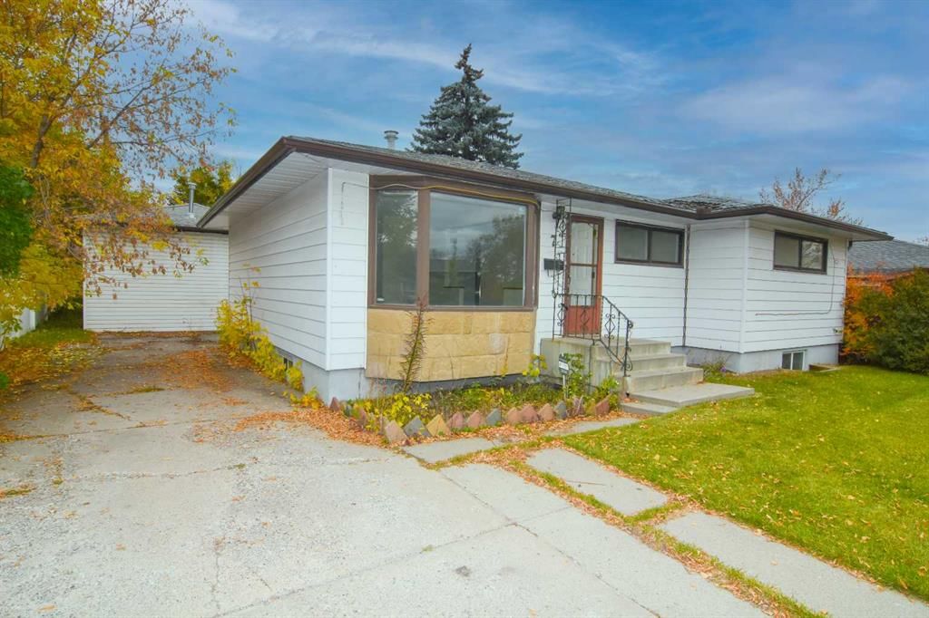 7 Fullerton Road SE, Calgary — photo 2 of 33
