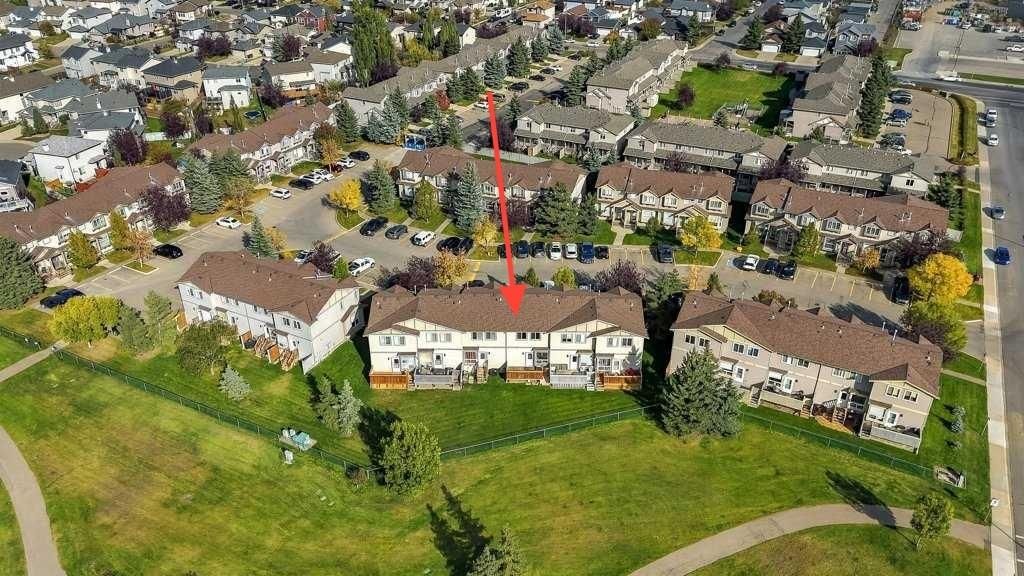 303, 2005 Luxstone Boulevard SW, Airdrie — photo 2 of 31