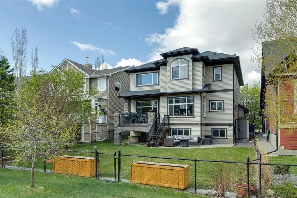 957 Coopers Drive SW, Airdrie — photo 3 of 48