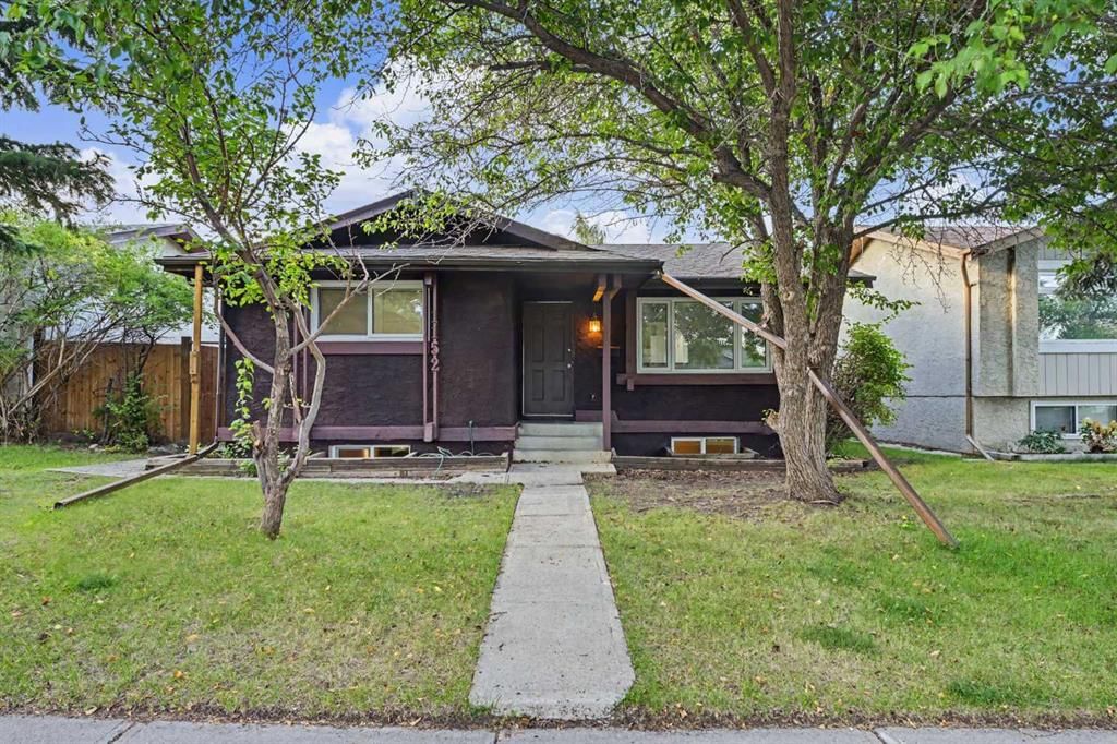 1152 Ranchlands Boulevard NW, Calgary — home for sale