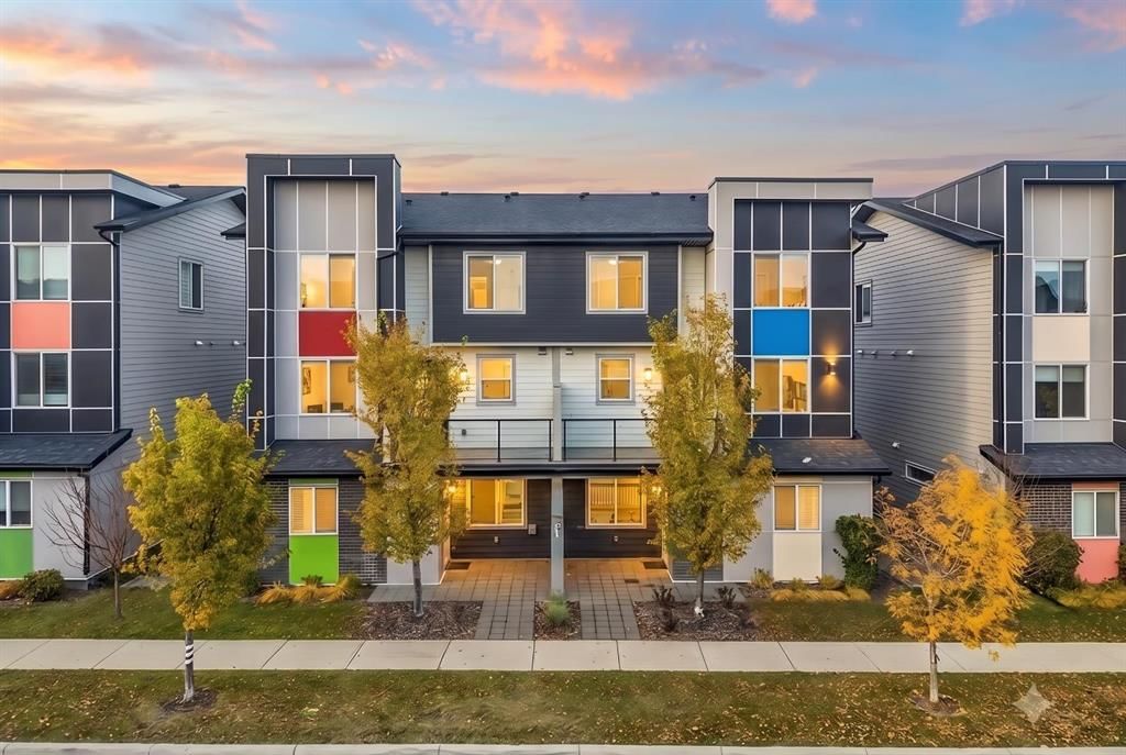 202, 135 Redstone Walk NE, Calgary — photo 2 of 20