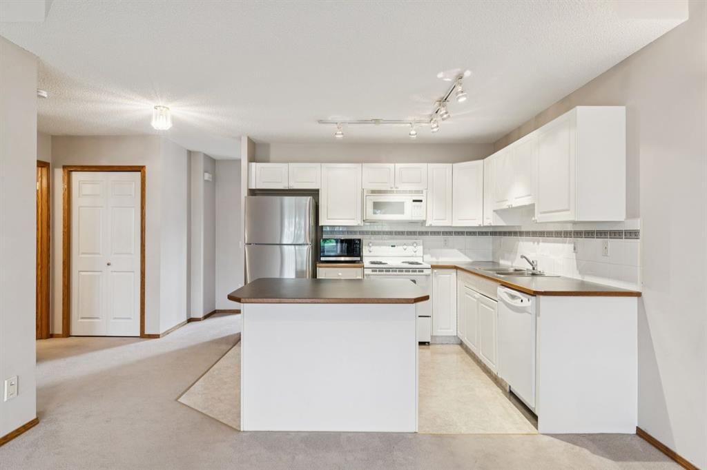 133 Chaparral Point SE, Calgary — photo 4 of 23