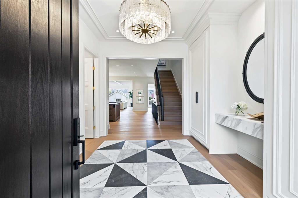 2125 Bowness Road NW, Calgary — photo 2 of 50