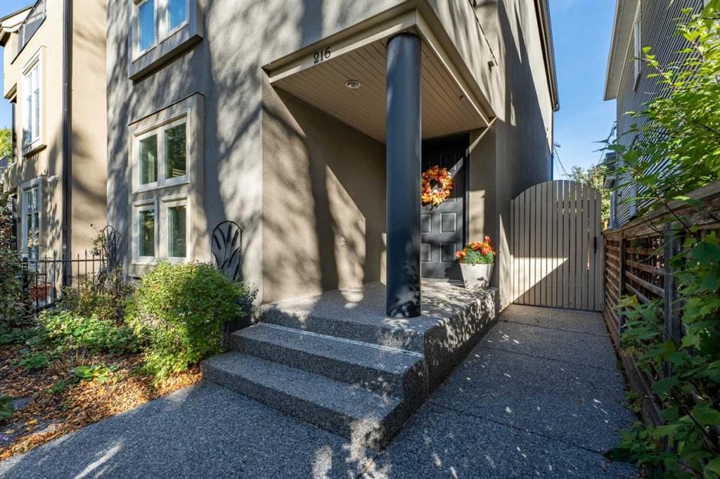 216 4 Avenue NE, Calgary — photo 3 of 50