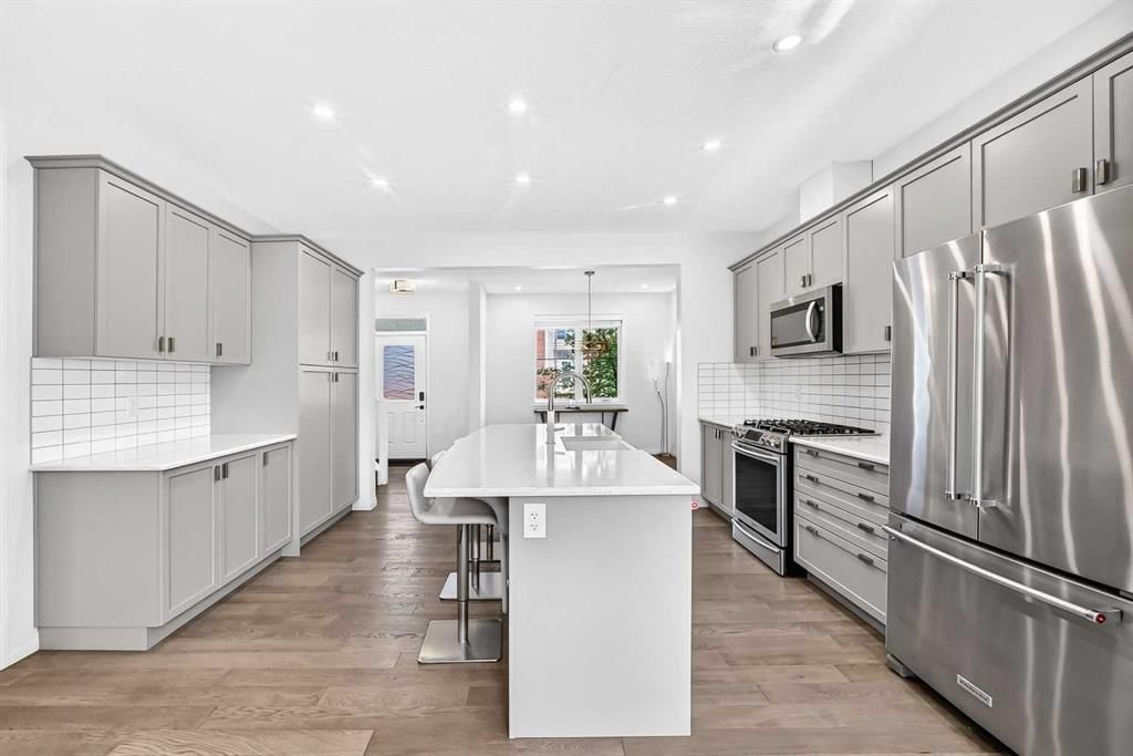 372 Carrington Way NW, Calgary — photo 5 of 40