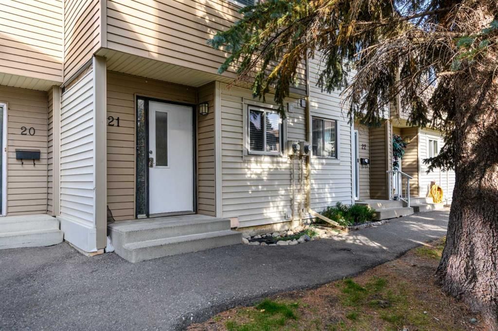 21, 2519 38 Street NE, Calgary — photo 5 of 32