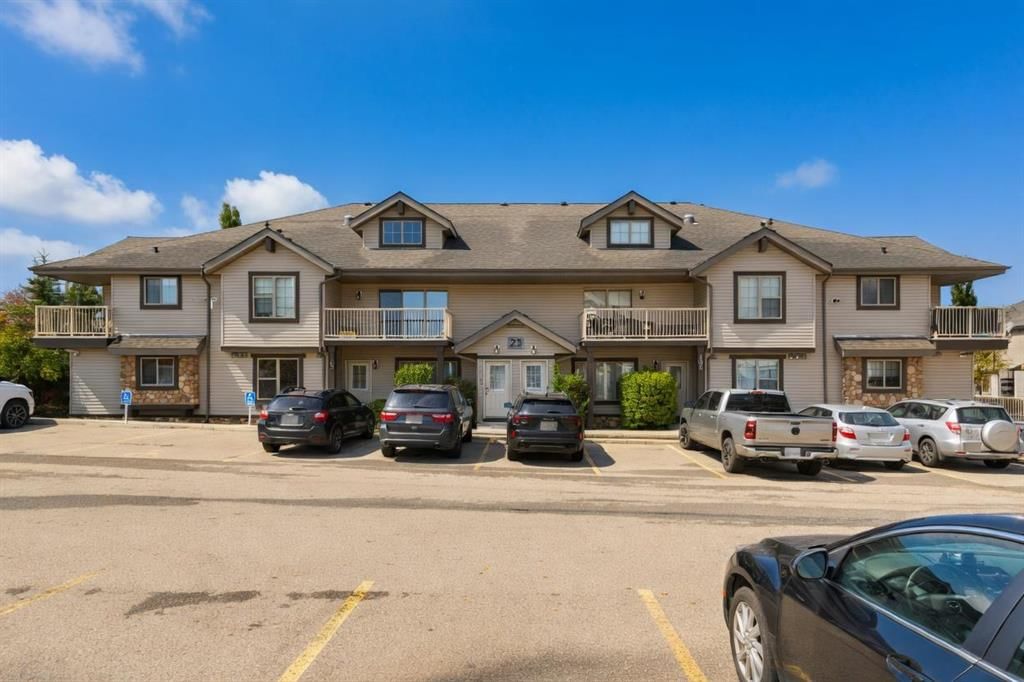 104, 23 Everridge Square SW, Calgary — main listing photo