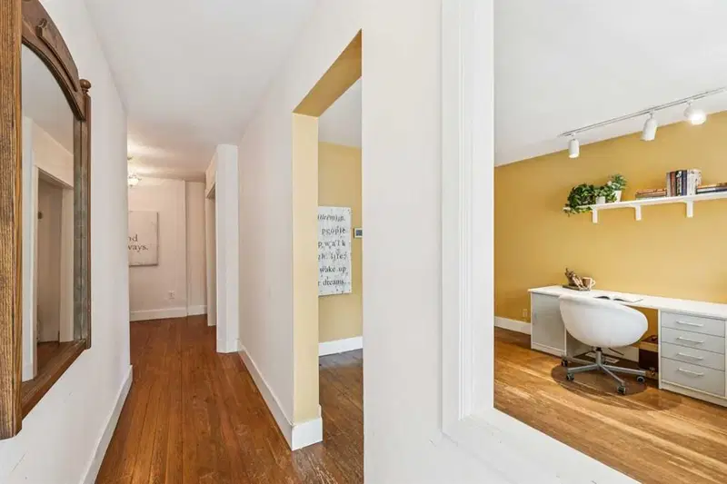 1212 18 Avenue NW, Calgary — photo 4 of 47