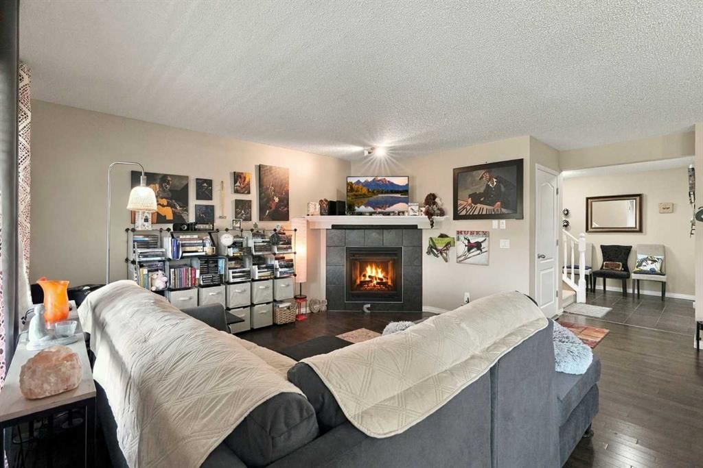 81 Walden Rise SE, Calgary — photo 4 of 49