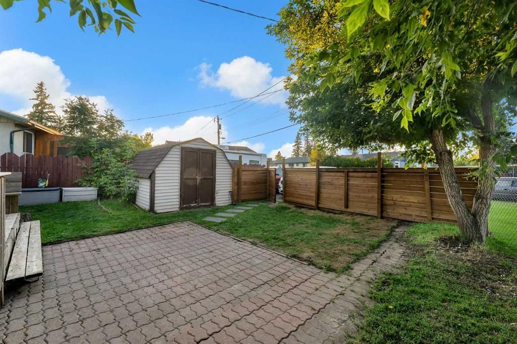 6036 Memorial Drive NE, Calgary — photo 3 of 45