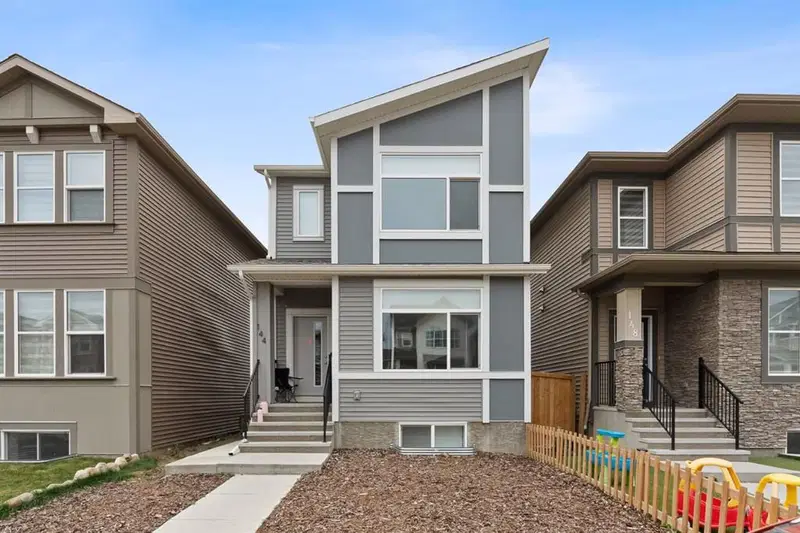 144 Belvedere Green SE, Calgary — detached for sale
