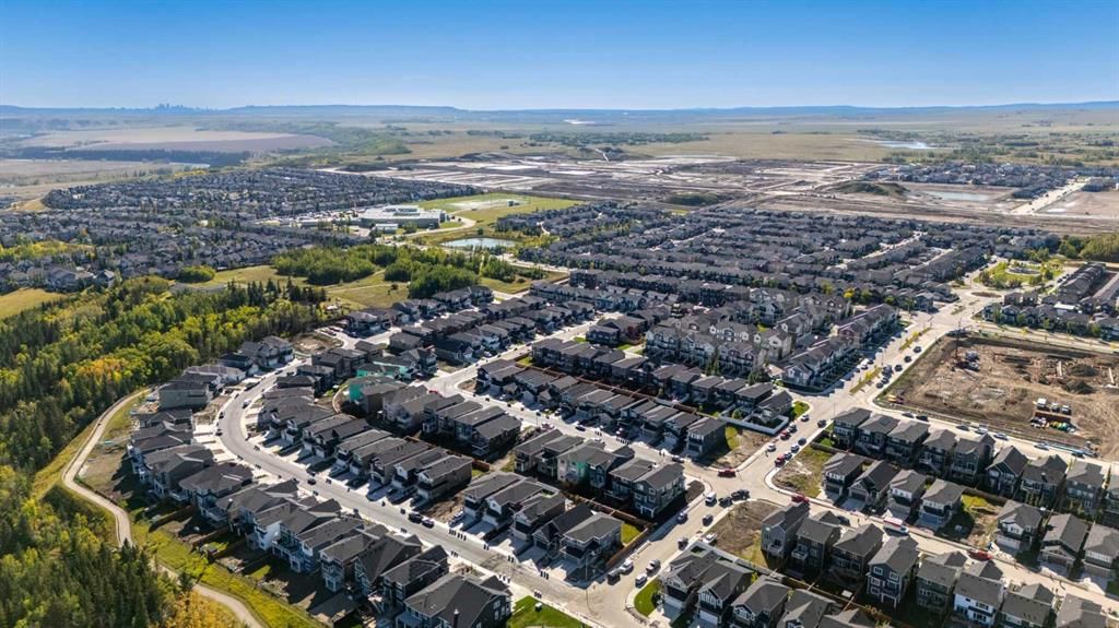 456 Rivercrest Road, Cochrane — photo 3 of 47