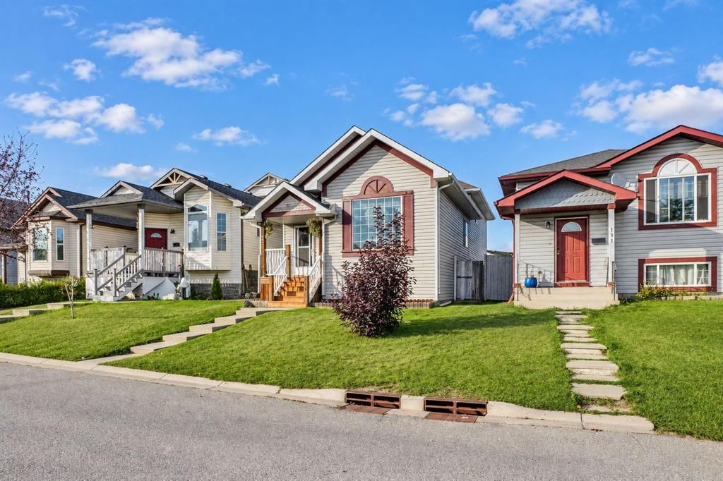 177 Erin Circle SE, Calgary — detached for sale