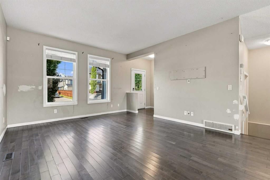 152 Skyview Point Green NE, Calgary — photo 5 of 32