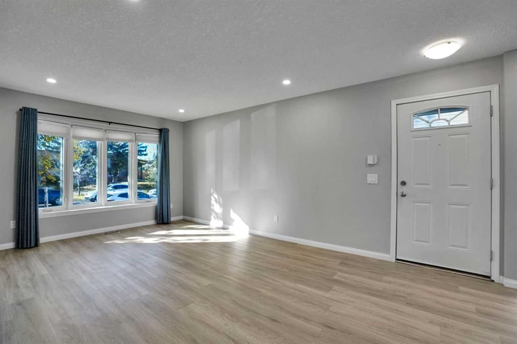 123 Templewood Road NE, Calgary — photo 4 of 49