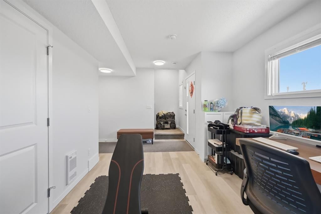 132 Harvest Grove Walk NW, Calgary — photo 5 of 24
