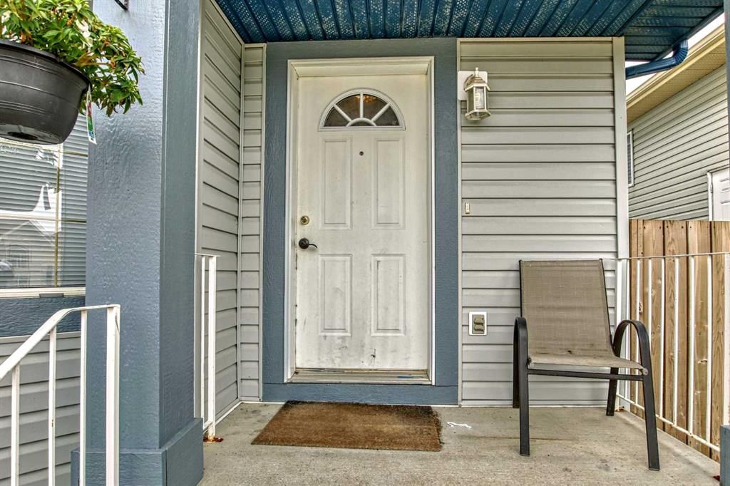 163 Taracove Estate Drive NE, Calgary — photo 4 of 49