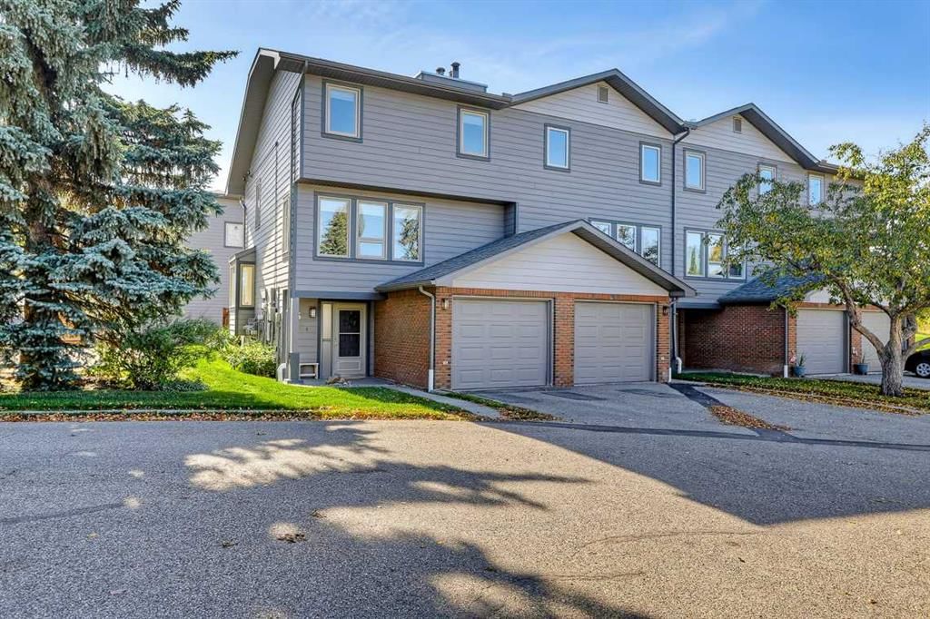 5, 64 Woodacres Crescent SW, Calgary — main listing photo