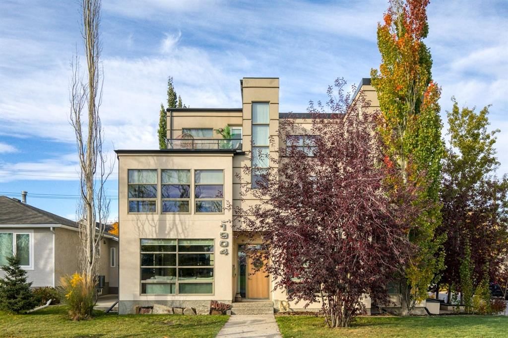 1904 50 Avenue SW, Calgary — semi detached (half duplex) for sale