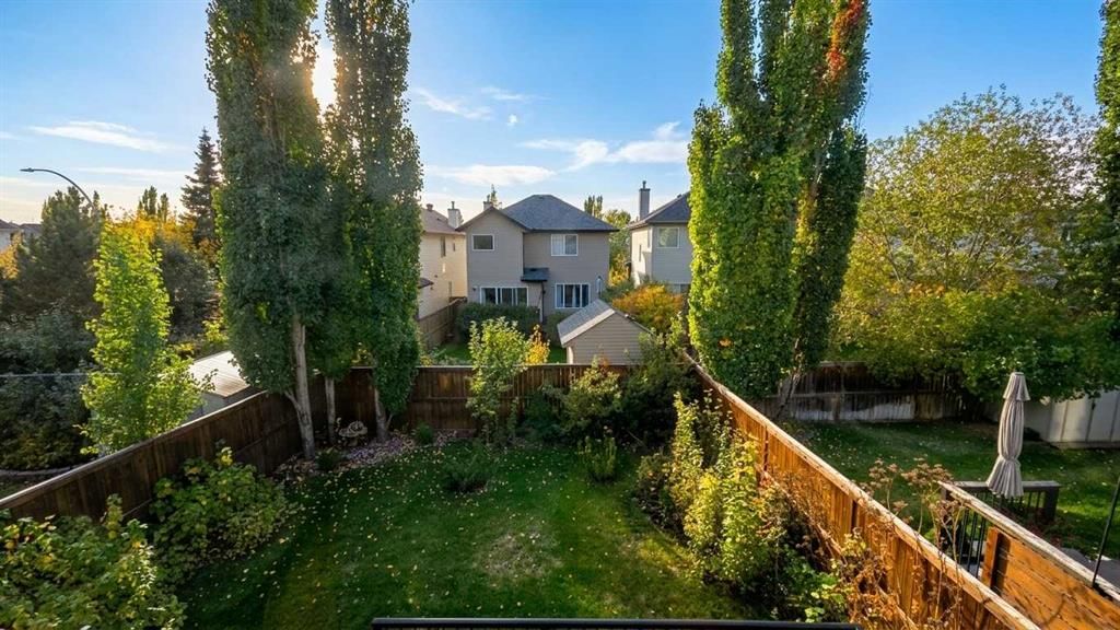 6 Cranwell Manor SE, Calgary — photo 2 of 44