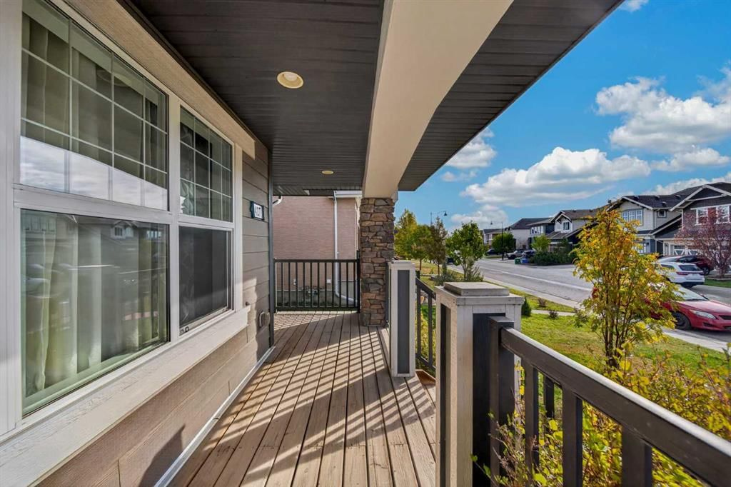 427 Mahogany Boulevard SE, Calgary — photo 4 of 45
