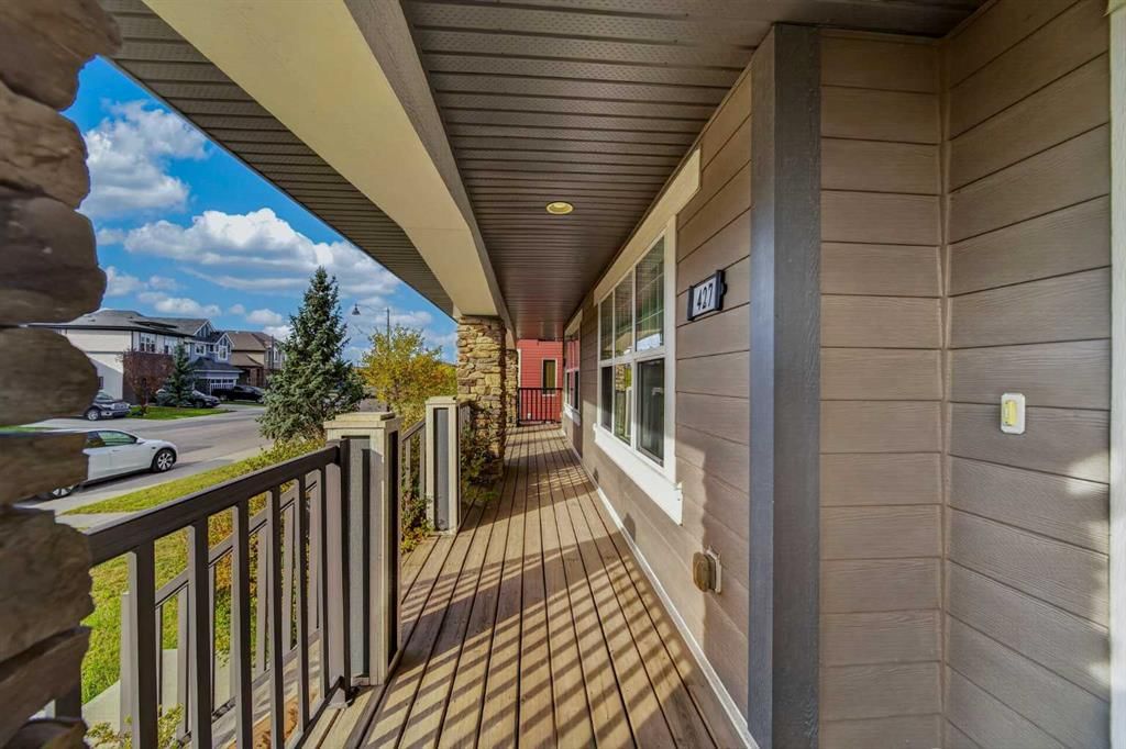 427 Mahogany Boulevard SE, Calgary — photo 5 of 45