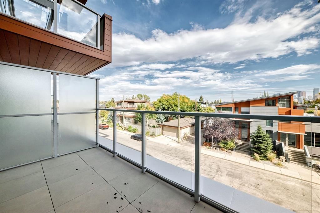 252, 110 18A Street NW, Calgary — photo 5 of 11