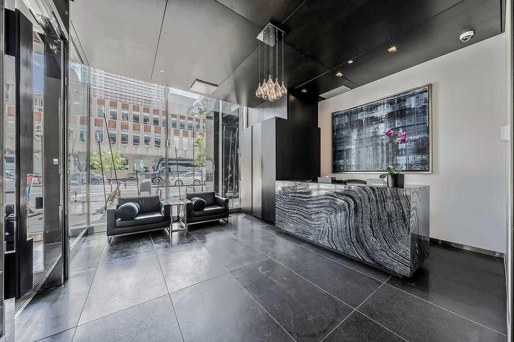 1502, 108 9 Avenue SW, Calgary — photo 4 of 50