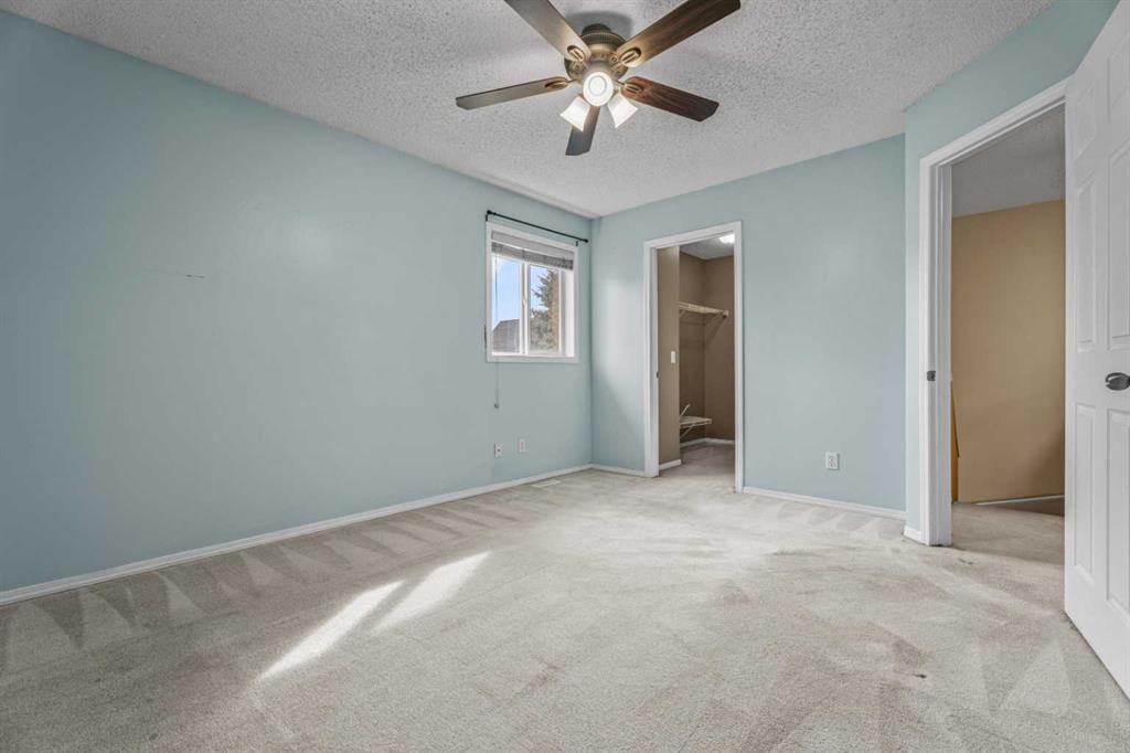 255 Prestwick Acres Lane SE, Calgary — photo 4 of 46
