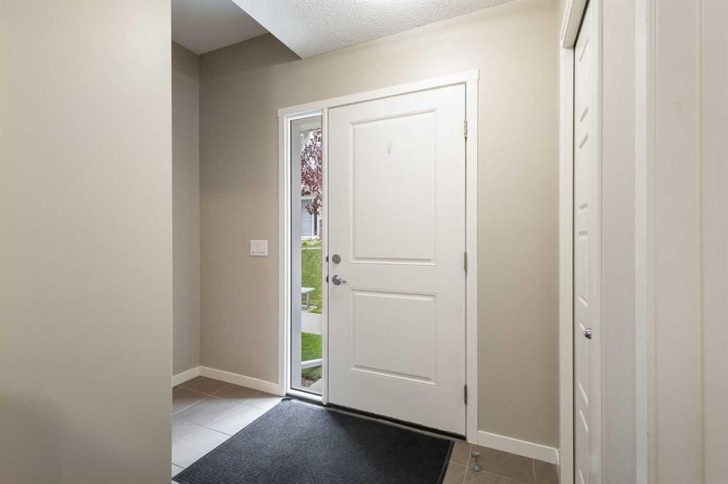 206 Nolanlake Villas NW, Calgary — photo 2 of 34