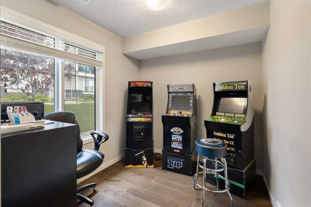 206 Nolanlake Villas NW, Calgary — photo 3 of 34